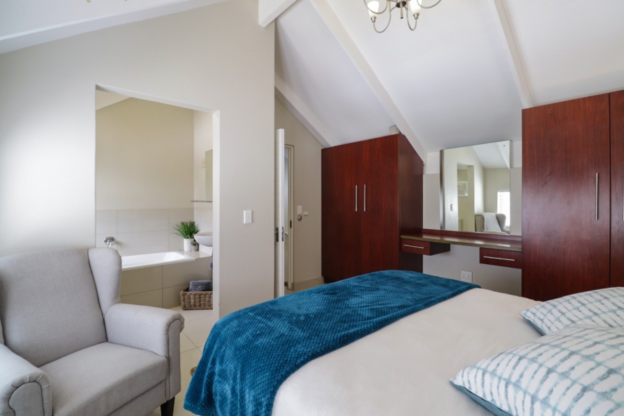 2 Bedroom Property for Sale in Knysna Central Western Cape